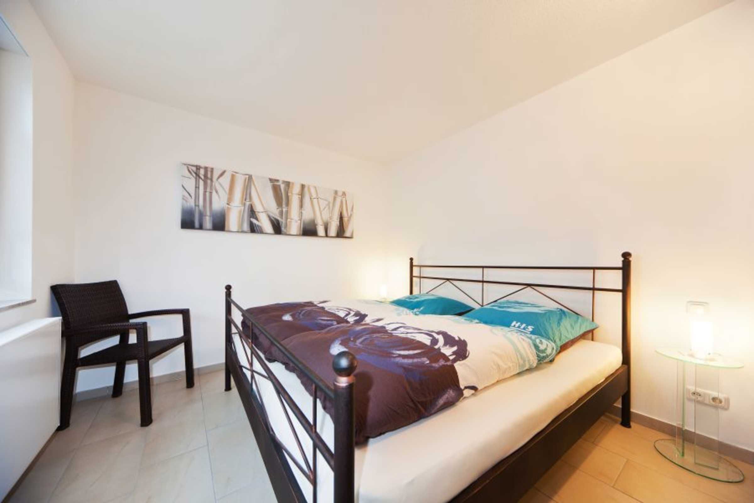 2 bedrooms, travel crib, WiFi, bed sheets