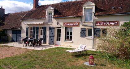 GITE DES PETITES POULES ROUSSES 9 pers Beauval Zoo & Loire châteaux