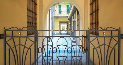 Cozy apt downtown DUOMO and Navigli - parking