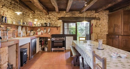 Homerez - Spacious and Comfortable House in Gavaudun