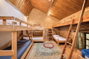 4 bedrooms, Internet