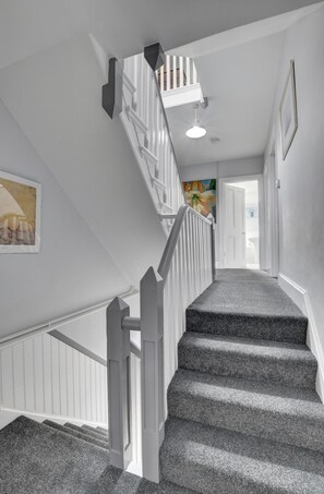 Interior - 4 Bed in Ilfracombe (oc-crofil) (Ilfracombe)