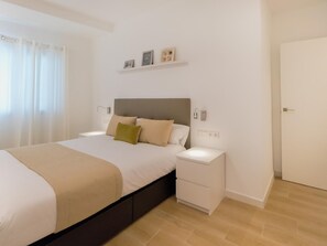 2 bedrooms, iron/ironing board, Internet, bed sheets - Pic I City Center San José (Málaga)