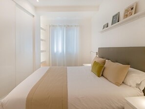 2 bedrooms, iron/ironing board, Internet, bed sheets - Pic I City Center San José (Málaga)