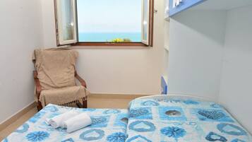 3 chambres, fer et planche Ă repasser, Wi-Fi, draps fournis