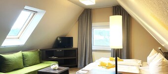 Apartment with extra bed for max. 4 persons - Gasthof & Pension Zur
