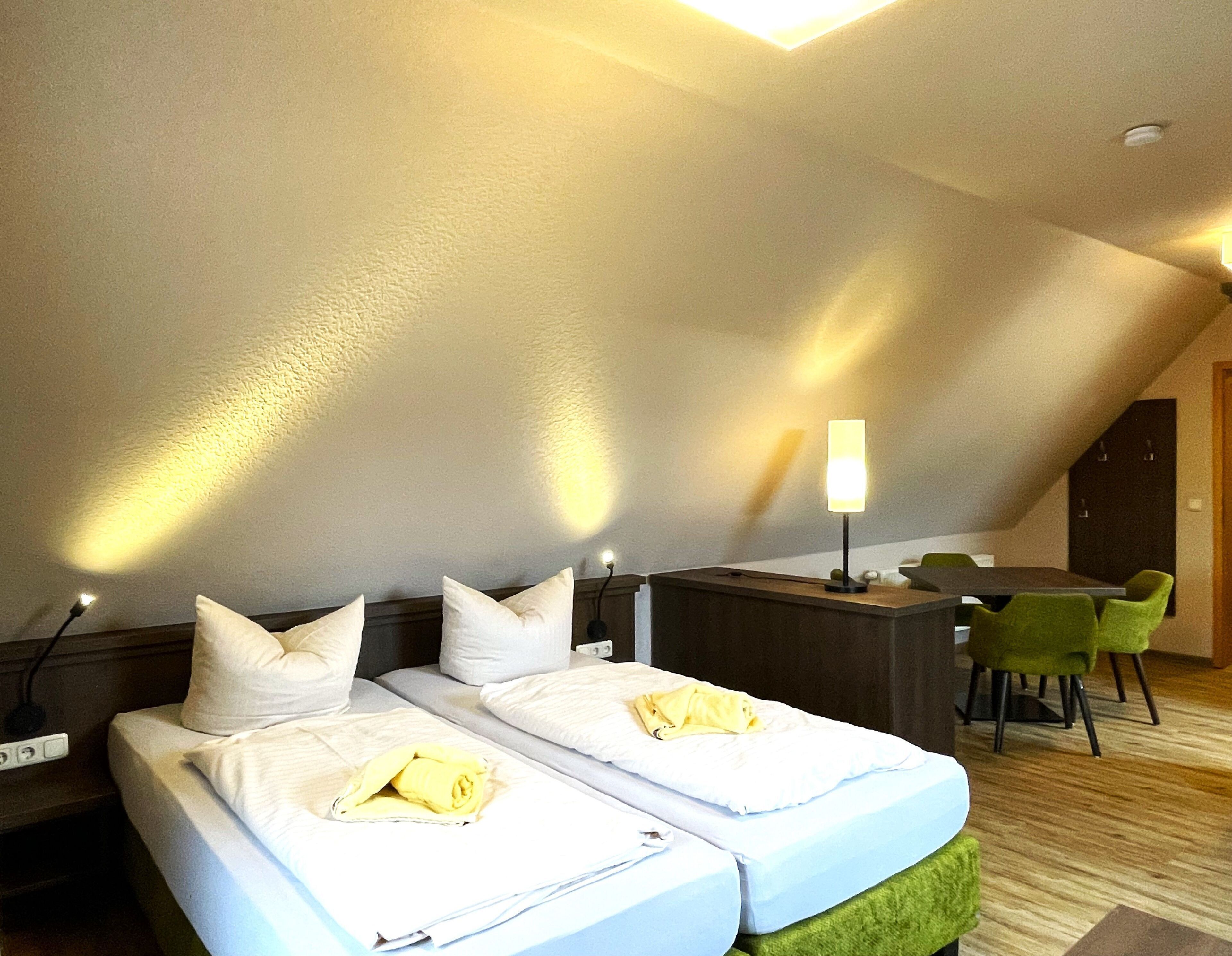 1 Schlafzimmer, Schreibtisch, Reisekinderbett, WLAN