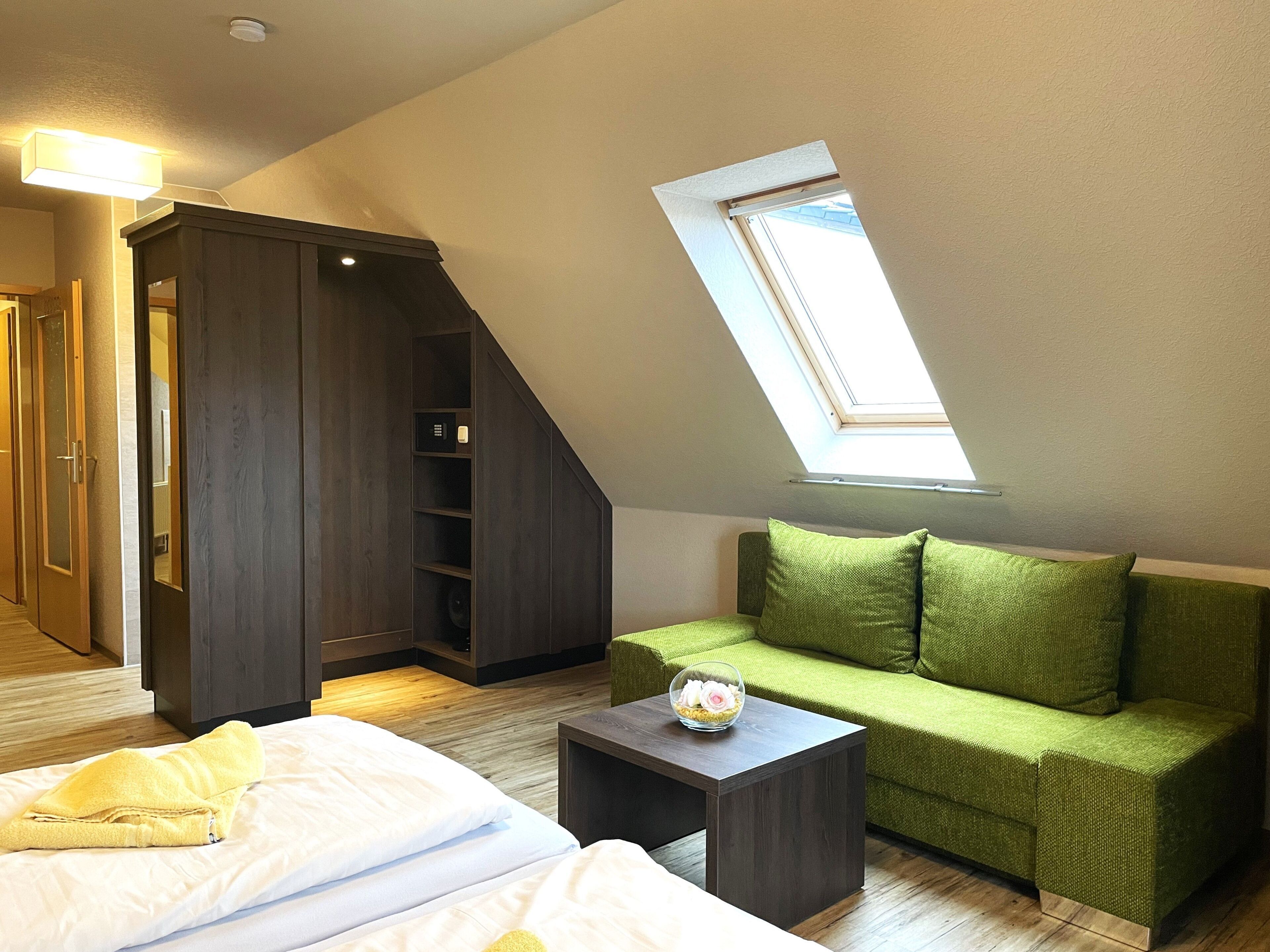 1 habitación, escritorio, cuna de viaje y wifi 