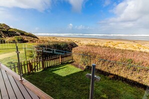 Property grounds - Oceanfront Home with Hot Tub on Miles Of Sandy Beach! (Waldport)