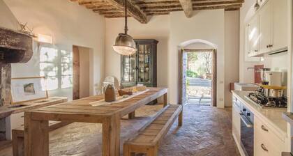 Awesome home in Lari -PI-