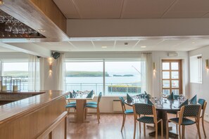 Frühstück, Mittagessen und Abendessen