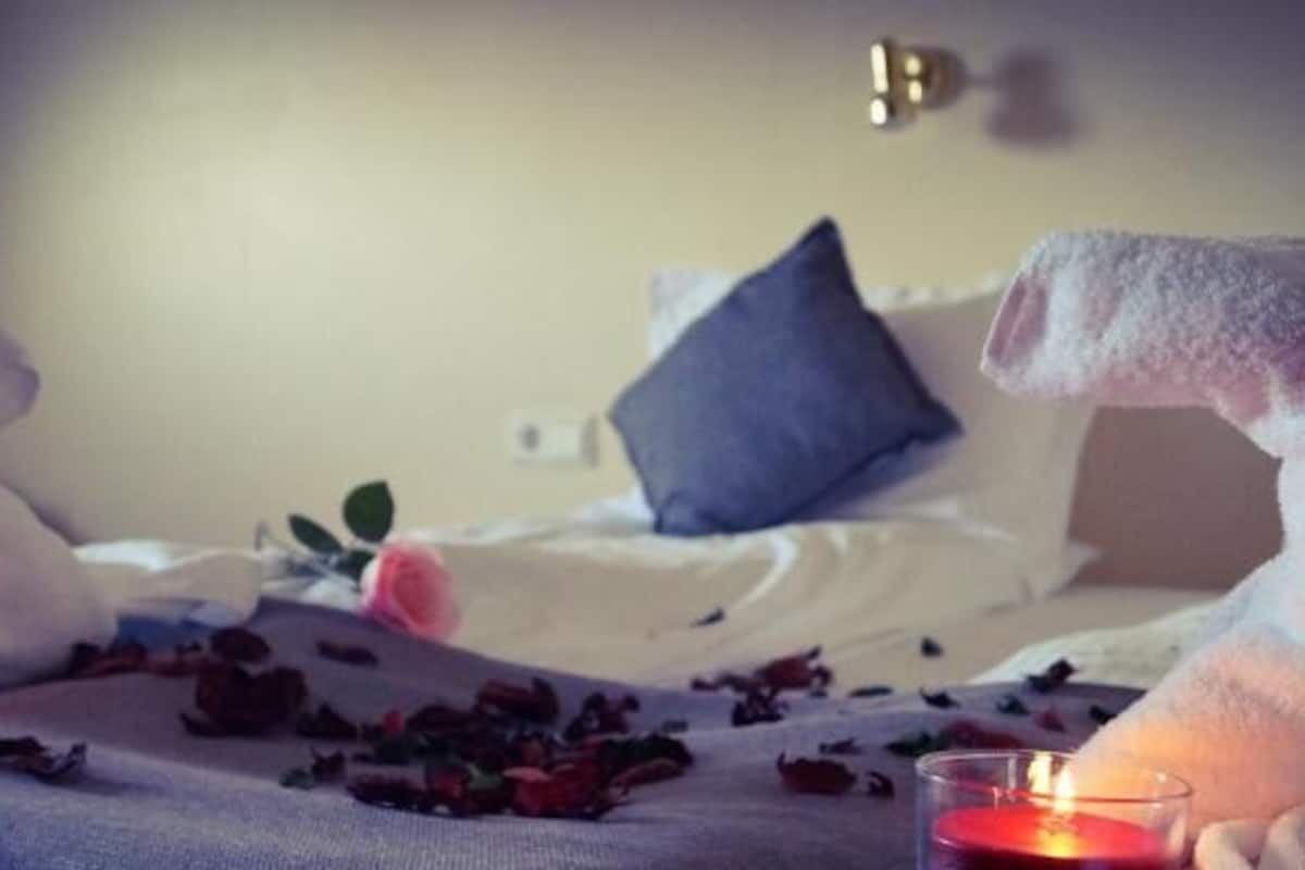 1 bedroom, desk, soundproofing, iron/ironing board