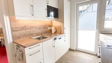 Fridge, microwave, oven, dishwasher