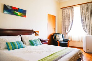 ห้องแฟมิลี่สวีท | เครื่องนอนระดับพรีเมียม, มินิบาร์, โต๊ะทำงาน, เตารีด/โต๊ะรีดผ้า