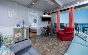 TV - See why our guests come back!! Island Winds 2 Bedroom on the BEACH! (Gulf Shores)