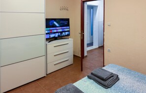 1 多间卧室、免费 WiFi、床单