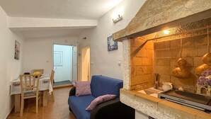 Living area - 1 bedroom amazing apartment in Pula (Pula)