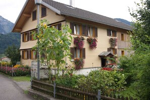 Unclassified image, 4 of 22, button - Apartment Hildegard - Holiday apartment Hildegard (Bizau)