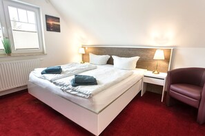 4 chambres, lit parapluie, Wi-Fi, draps fournis