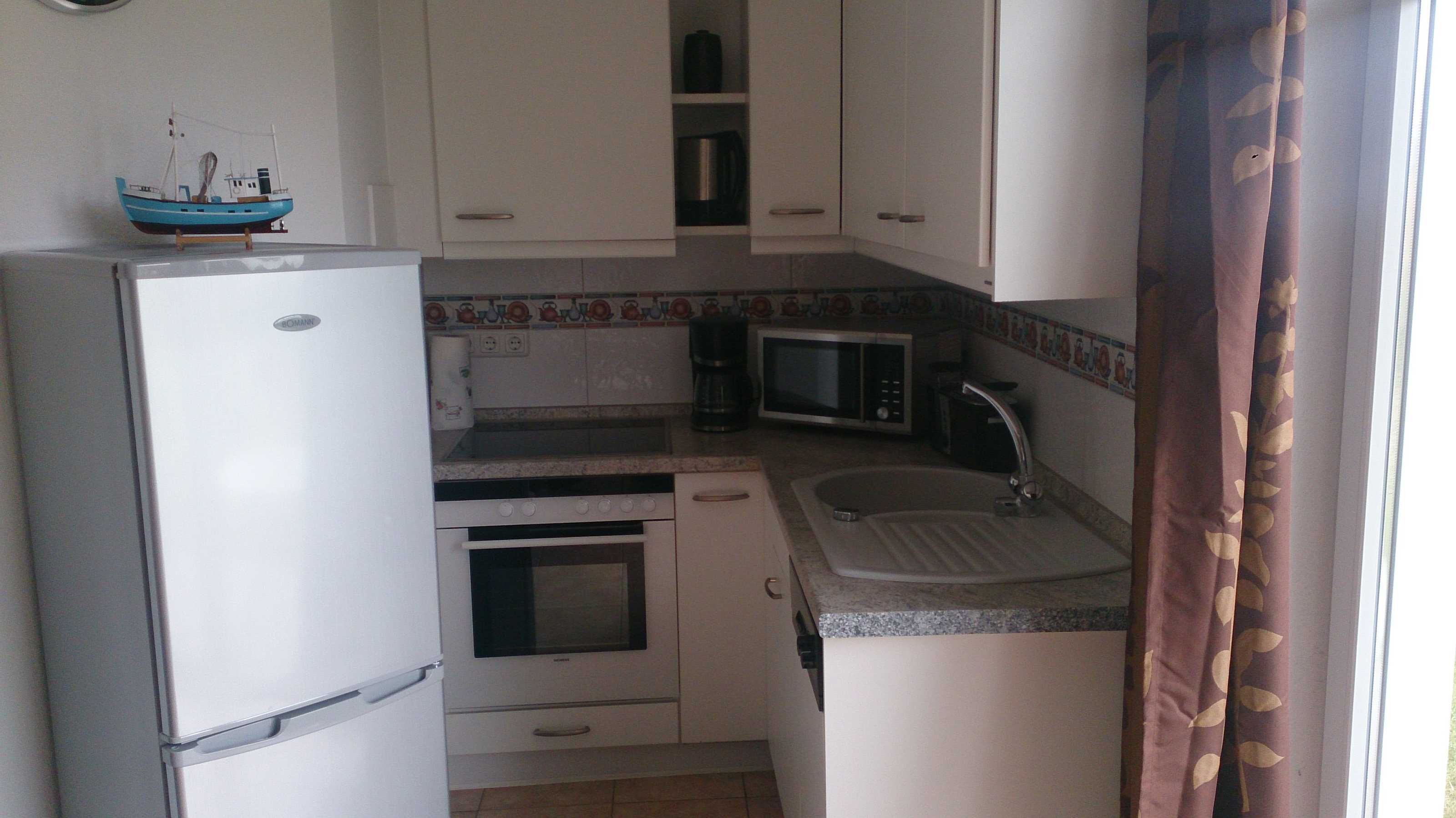 Frigorifero, microonde, forno, lavastoviglie