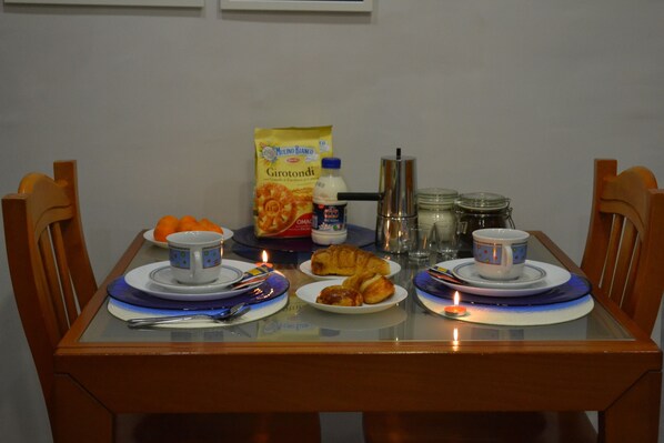 Petit déjeuner buffet compris