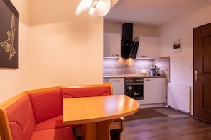 Kühlschrank, Ofen, Geschirrspüler