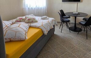 1 chambre, Wi-Fi gratuit, draps fournis