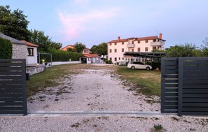 Exterior - Nice home in Zminj with WiFi (Zminj)