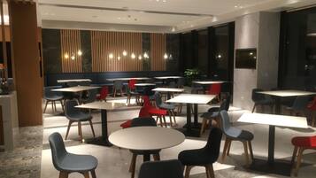 Inbegriffenes Frühstücksbuffet