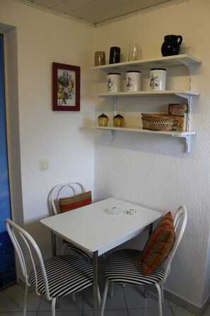 Dining - Apartment Reinecke Brigitte Reinecke - studio apartment (Zemitz)