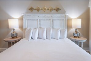 3 chambres, fer et planche à repasser, Wi-Fi gratuit, draps fournis