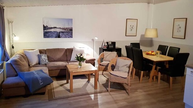 TV - Garden Apartment 3 - Ferienhof Schmeling (Ahneby)