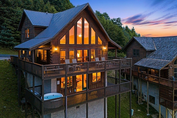Start Your Rustic Mountain Cabin Adventure At Lookout Lodge