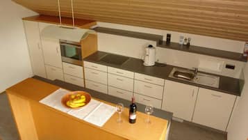 Kühlschrank, Ofen, Geschirrspüler