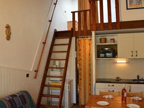 Interior - Seaside Studio with Mezzanine, Pool, Terrace & Parking near Beach - Sleeps 4 (Fleury-Saint-Pierre-la-Mer)