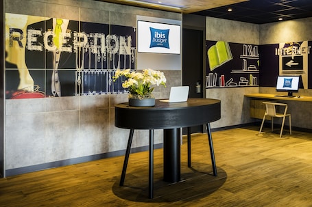 Reception hall. Ibis budget Stein Maastricht