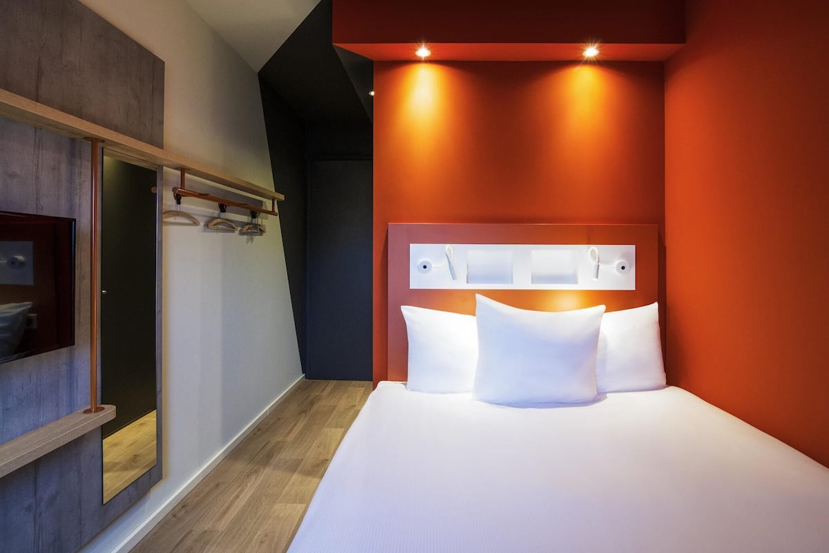 Double Room, 1 Double Bed