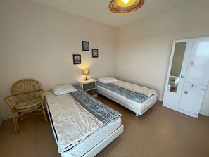 1 chambre, literie fournie