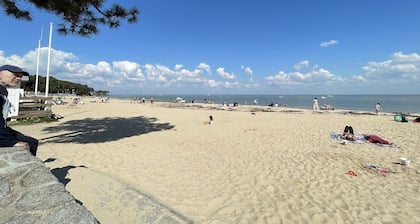 Gemütliches Haus mit Garten, Terrasse und Parkplatz, 4 Schlafplätze, in Strandnähe