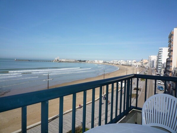 Property grounds - Oceanfront Studio with Balcony in Central Les Sables-d'Olonne (Les Sables-d'Olonne)