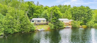 Lakefront 3 Bedroom Cottage - sleeps 6