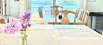 Spectaculaire Waterfront Cape Cod Home, Oceanfront en Beach, AC, Wifi Deck w Grill!