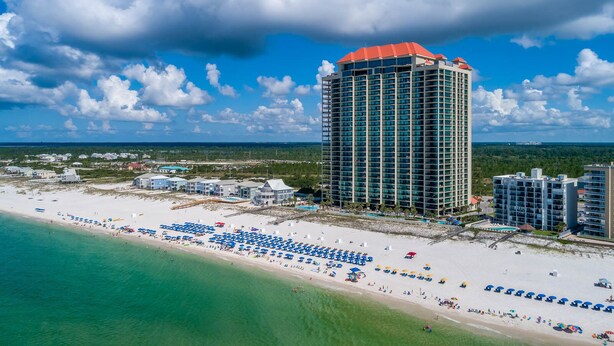 On the beach - Come RELAX on the LAZY RIVER! Phoenix West 3BR (Orange Beach)