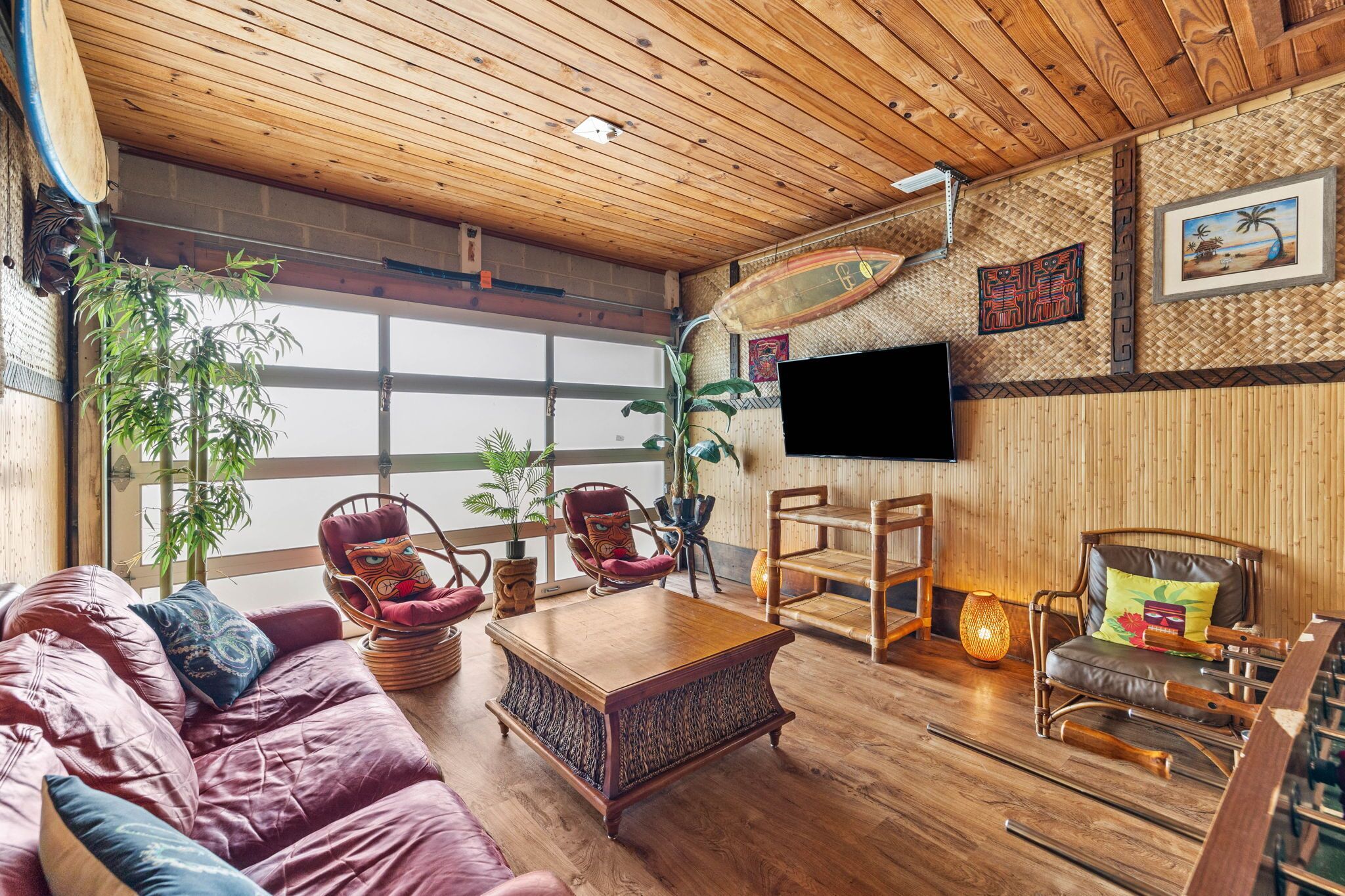 Smart TV, table football