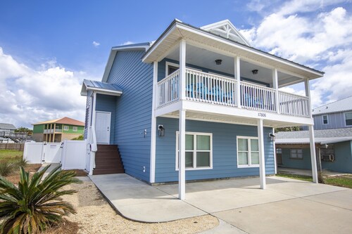 Discounted Rates! | Luxury Beach Home in PCB w/ Private Pool | Steps to the  Sand - Panama City Beach | Vrbo