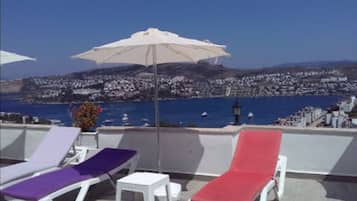 Sun deck