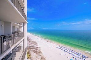 Accommodatie ligt op het strand