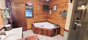 Dusche, Whirlpool, Haartrockner, Handtücher