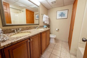 花灑/浴缸組合、風筒、提供毛巾