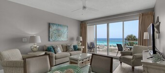 DIRECT OCEANFRONT! Sterling Sands 211 Sedie a sdraio e ombrellone inclusi!